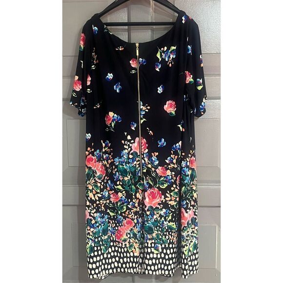 Eliza J Plus Size Black Floral Short Sleeve Exposed Back Zipper Shift Dress Sz 2 - Picture 2 of 6